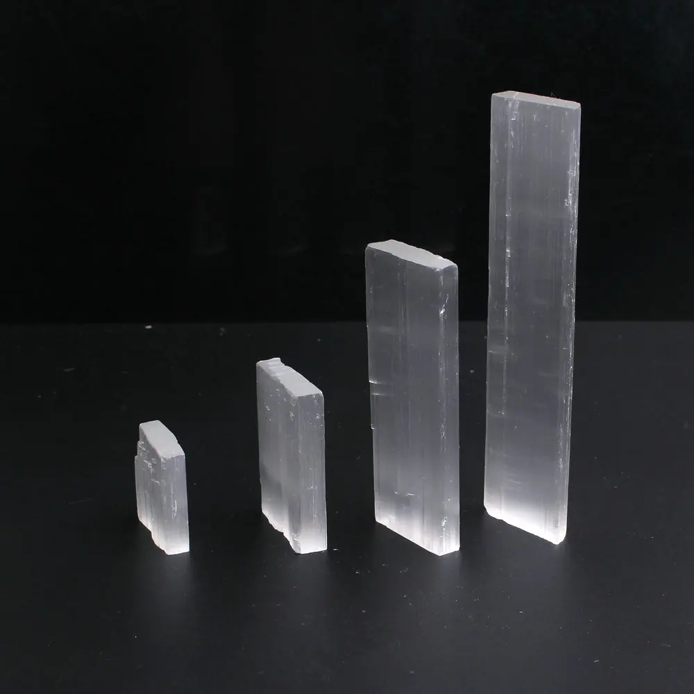 1 шт. натуральный гипс селенит срез камня кубовидная форма кристаллическая