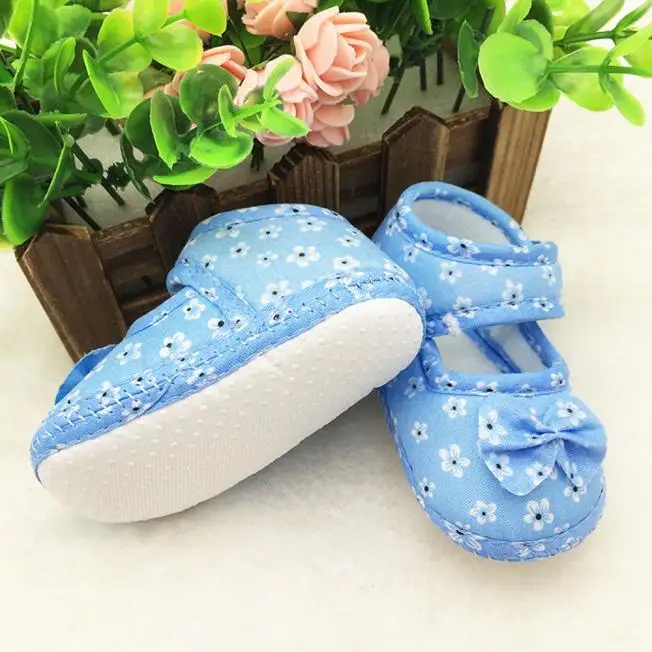 

25# Floral Printed Hook Loop Children Shoes Cotton Fabric Baby Non-slip Girl Shoes Soft Buttom Infant Newborn Flat Baby Shoes