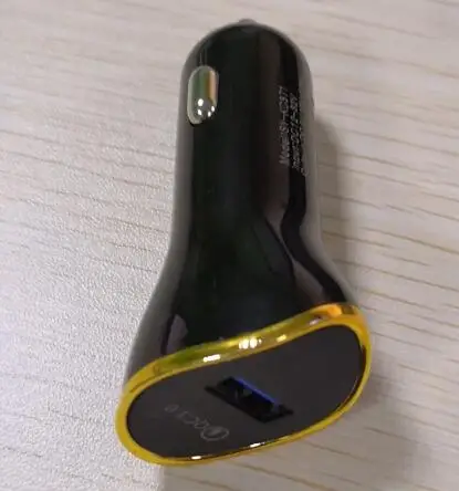 QC3.0 легкое и портативное автомобильное зарядное устройство 1 USB адаптер для