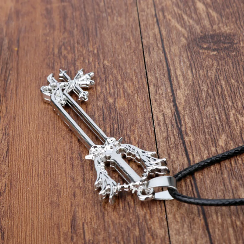 Ожерелье с подвеской Король сердца из металлического сплава | Украшения и