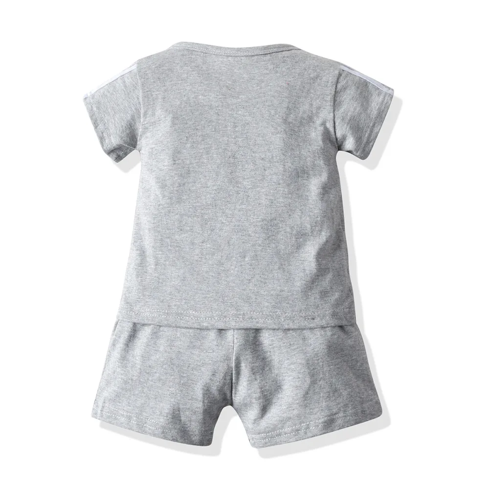 Топ и топ Модный комплект одежды для маленьких мальчиков девочек пуловер