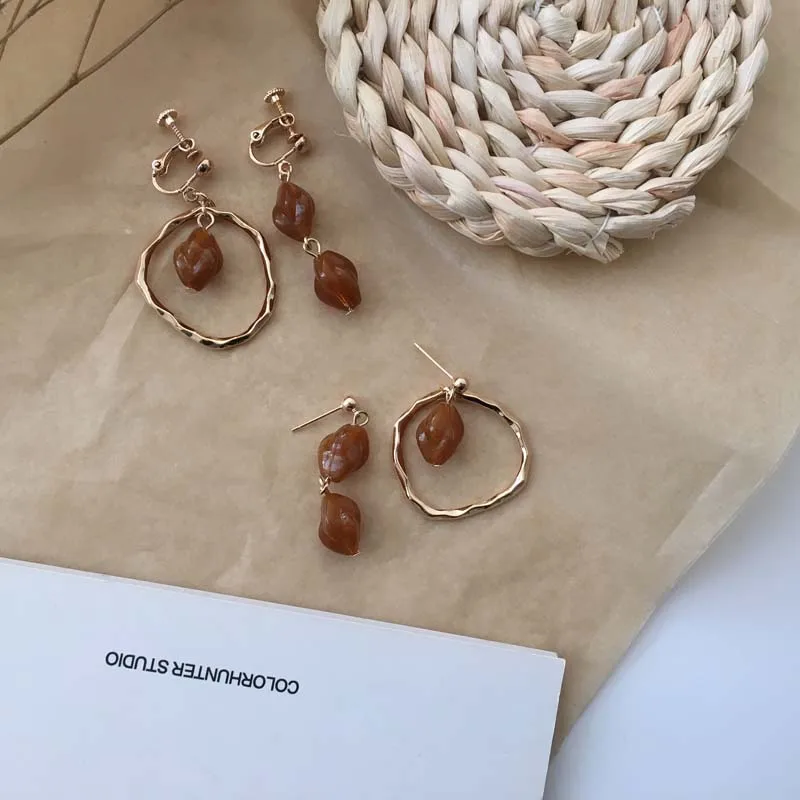 

kshmir S925 earneedle fashion Earrings resin female irregular earrings metal asymmetrical geometric nail female 2020