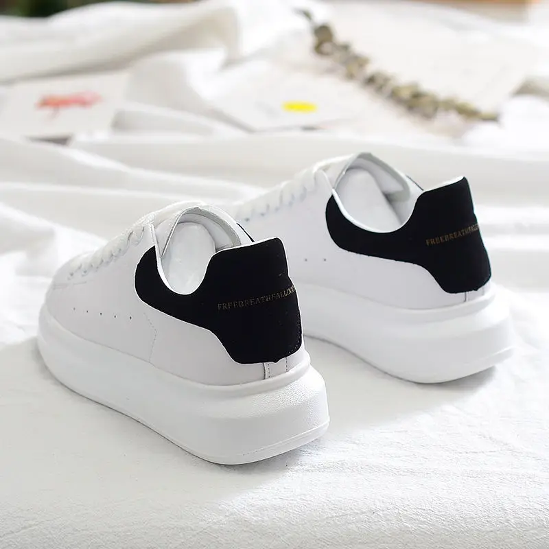 

small white shoes 2020 new 100 casual sneakers Korean version of the black breathable tide lover