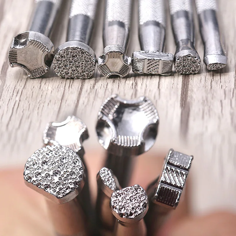 DIY Alloy Leather Printing Tool Working Saddle Making Tools Craft Stamps Set Carving for Leathers | Дом и сад