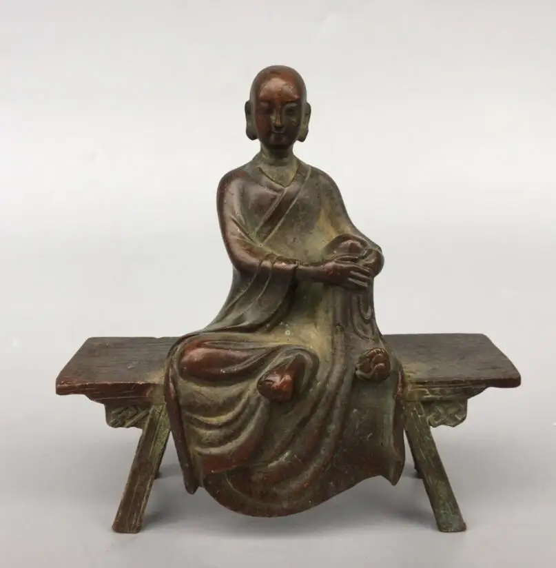 

Китайская латунная архаизированная статуэтка Будды