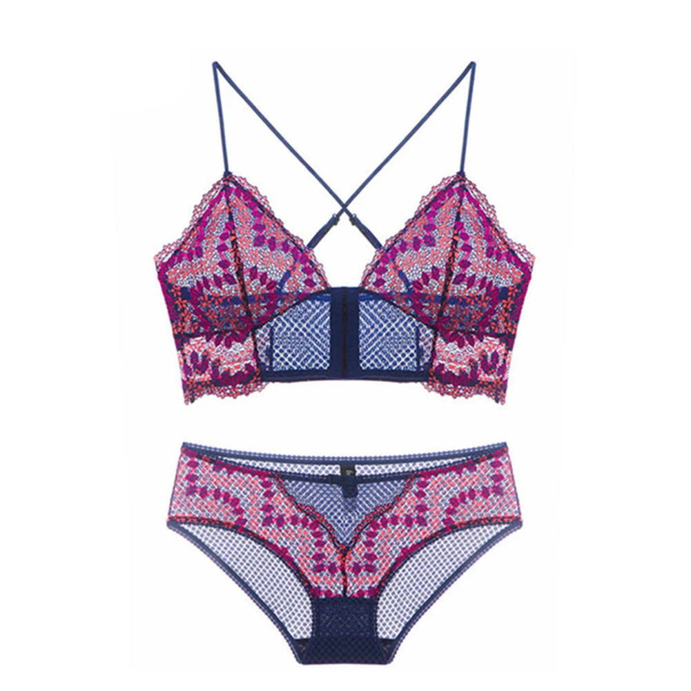 Exquisite embroidered wirefree vest style bra with front buckle sexy lace underwear cross strap halter beautiful back bra