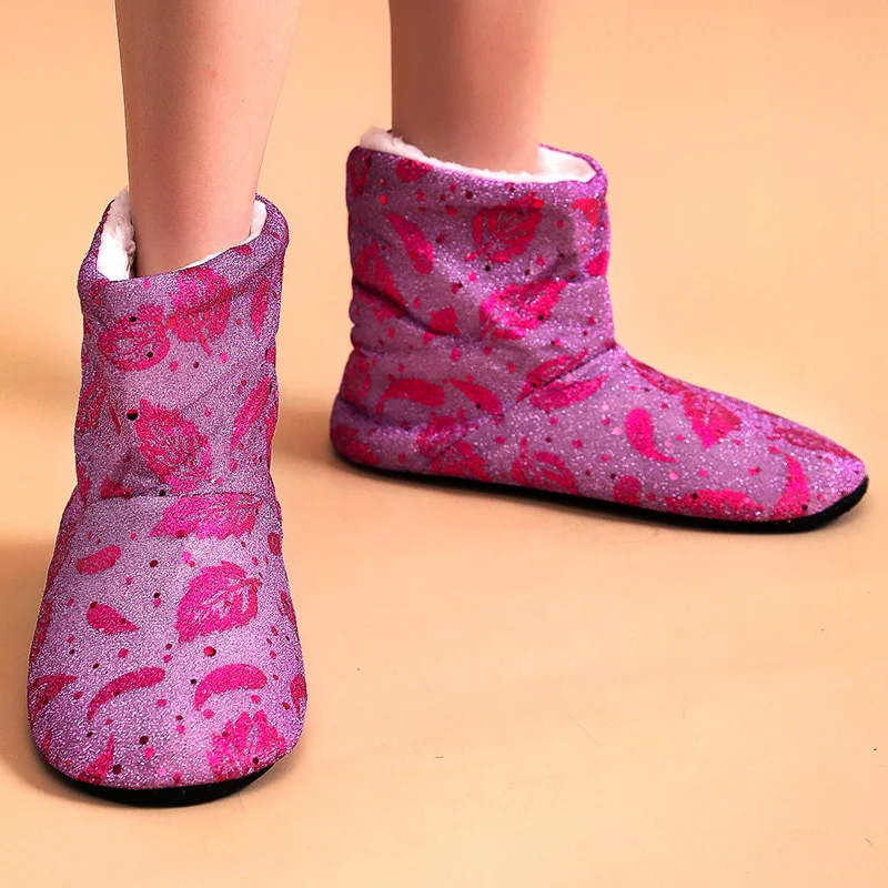 

Women Winter Slippers Warm Plush Slip-on Couples Home Floor Shoes Anti-slip Comfortable Flats Female Warm Faux Fur Slippers