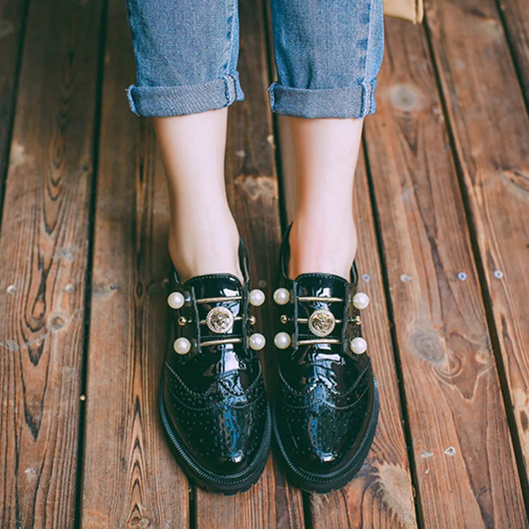 Новая стильная удобная женская обувь на плоской подошве кожаная шнуровке Обувь