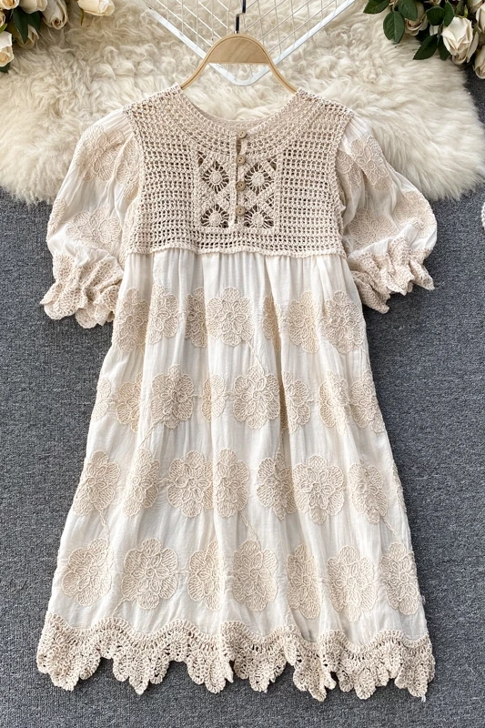 

2021 Summer New Korean Chic Fashionable Sweet Knee Length Dress Round Neck French Style Puff Short Sleeve Loose Solid Dress