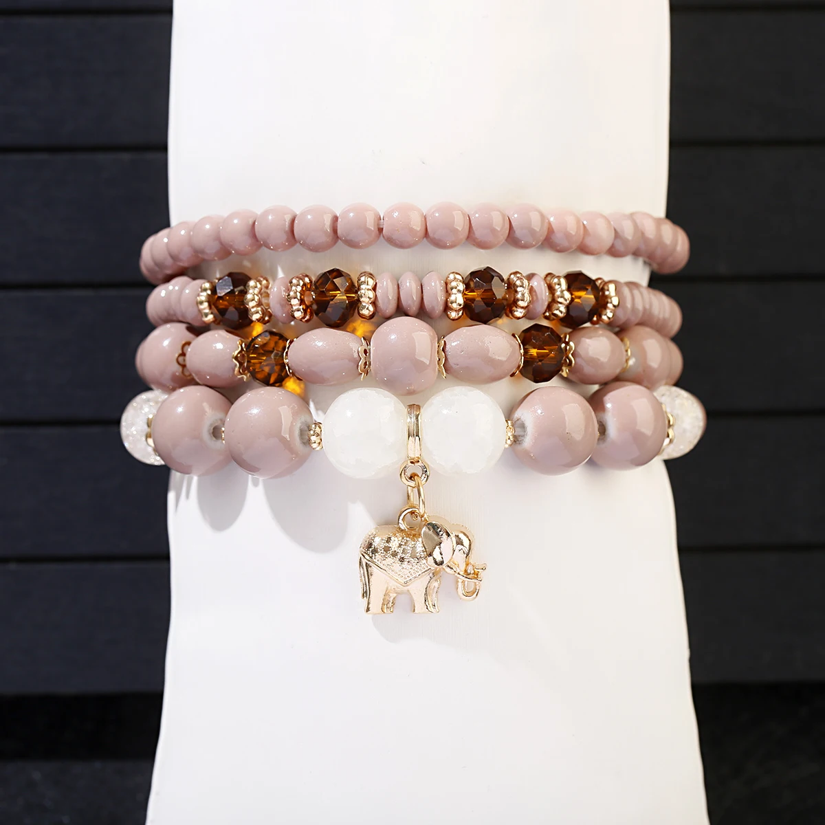 

4pcs/Lot Charms Bracelet Jewelry For Girls Elephant Shape Alloy Pendant Elastic Bracelet Set Women's Friendship Gift