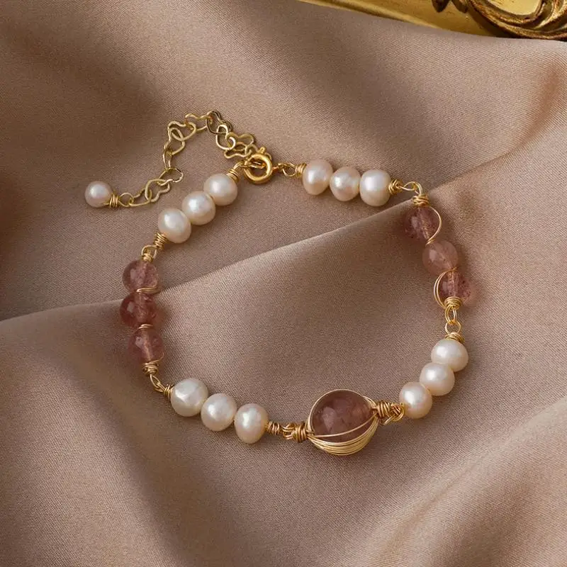 

XIAOBOACC Pearl Bracelet for Women Korean Fashion Retro Temperament Crystal Beaded Chain Jewelry Wholesale