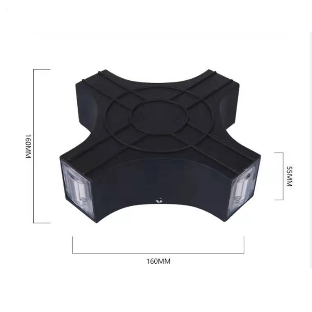 Светодиодный настенный светильник с четырьмя головками для сада 12 Вт