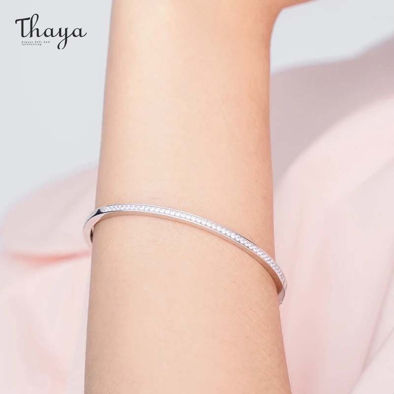 

Thaya New arrival Star Bracelet & Bangle Copper Plated18K Single Botton Zircon Silver Color Bangle Dainty For Women Fashion Gift