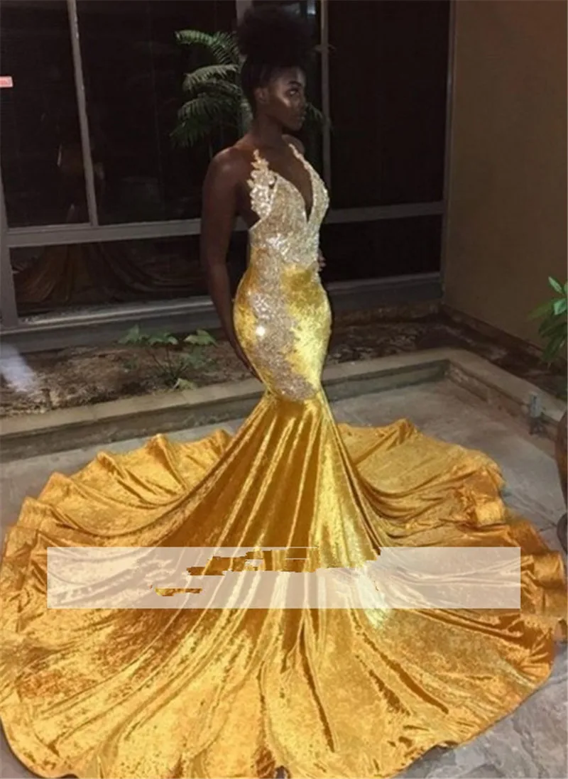 

Sexy Backless Yellow Mermaid Lace Evening Dress 2019 Vestido De Festa Halter Neck Prom Gowns With Long Train Robe De Soiree