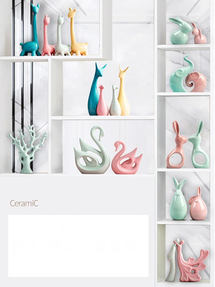 Современная розовая и зеленая керамическая статуя с животными оленем русалкой