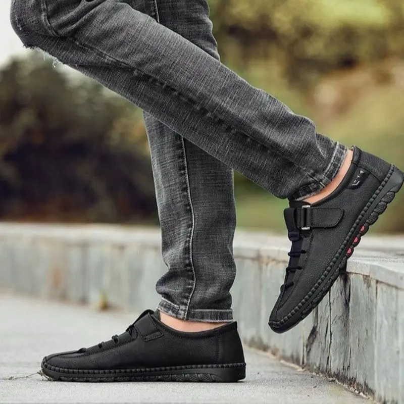 

2021 Autumn New Men Fashion Pu Flat Bottomed Round Head Velcro Cover Foot Comfortable Casual Car Sewing Trend Men Shoes 8KH284