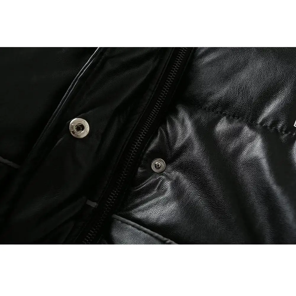 Женская куртка с карманами черная Светоотражающая бомбер кулиской в стиле панк