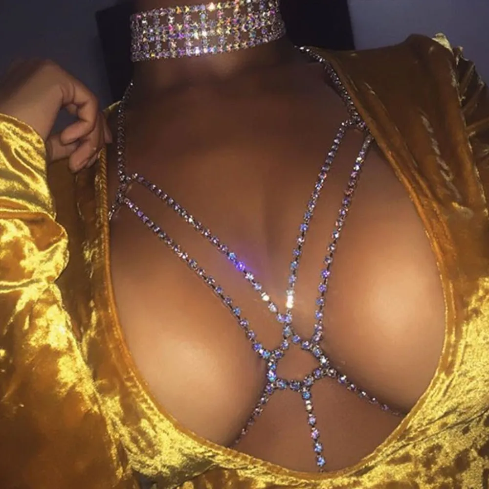 

Exclusive Rhinestone Circle Cross Body Chain Bra Sexy Necklace Bra for Women Bling Crystal Chest Breast Bra Body Jewelry S1116