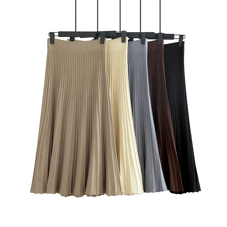 Женские длинные вязаные юбки плиссированные однотонные а-силуэта цвета хаки