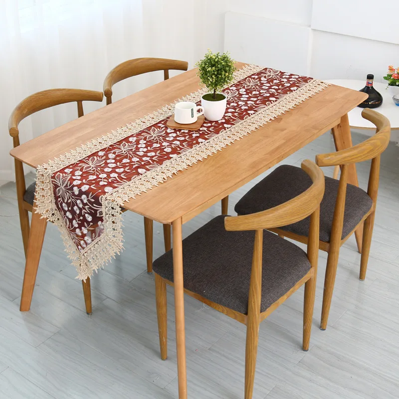 Скатерть в пасторальном стиле с вышивкой виде одуванчика цветов кружевная