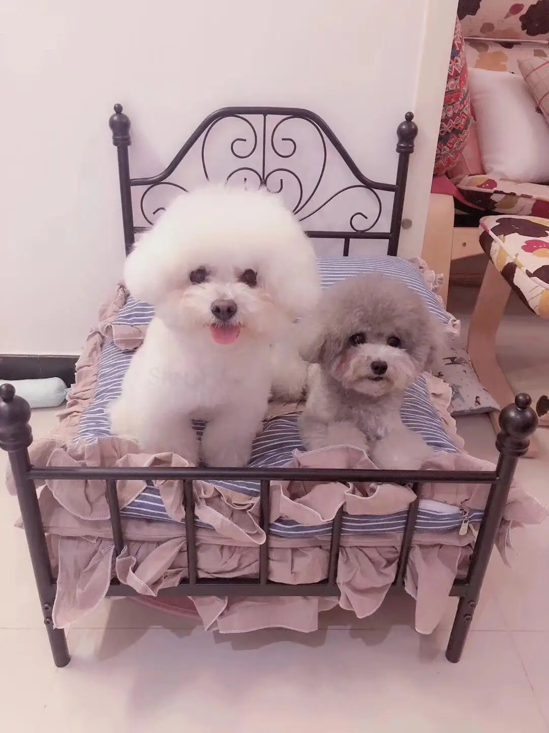 Железная кровать для домашних животных принцессы гнездо собак подставка кошек