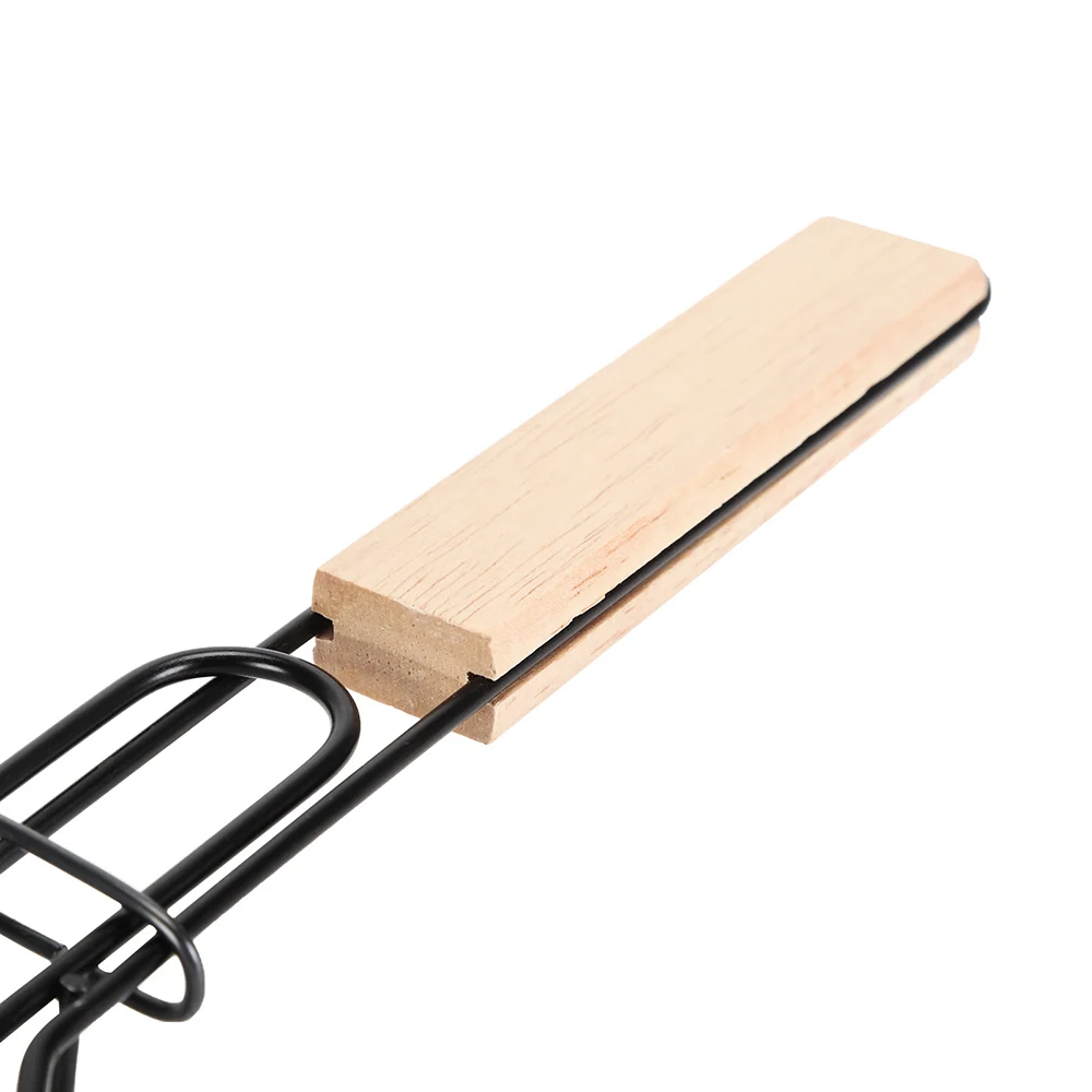 

Portable Grilling Basket Bold Iron Wooden Handle BBQ Grill Mesh for Meat Vegetable Hot Dog Outdoor Kitchen BBQ Accessories Tool