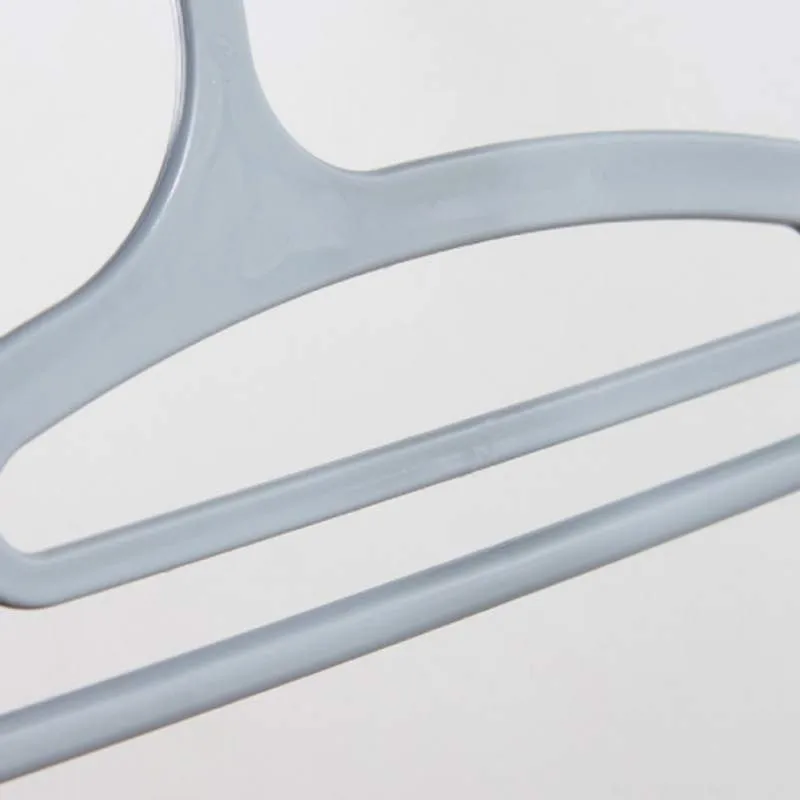 

4PCS Non-Slip Household Hangers Drying Racks Drying Racks Shirts Hangers Hangers Thick And Durable Plastic Drying Racks