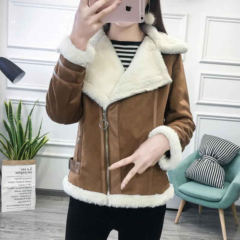 Новинка куртки из овечьей кожи женская зимняя одежда 2019 г. короткая байкерская