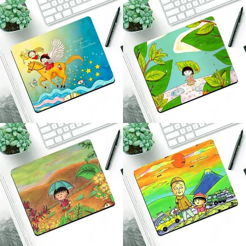 

YNDFCNB Chibi Maruko Cartoon Anime Keyboards Mat Rubber mousepad Desk Mat Small Pads Mouse Mat MousePad Desk Mousepad Cup Mat
