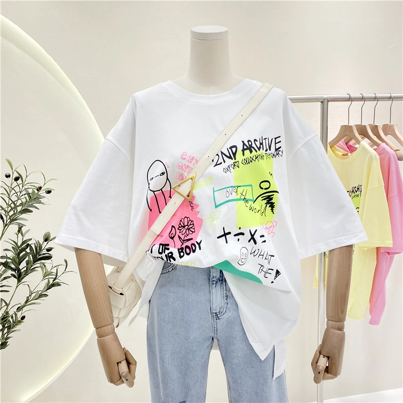 

2021 Summer Korean New Graffiti Printing Loose Women Tee Round Neck Cotton Short-Sleeved Ladies T-shirt Student Fashion Top