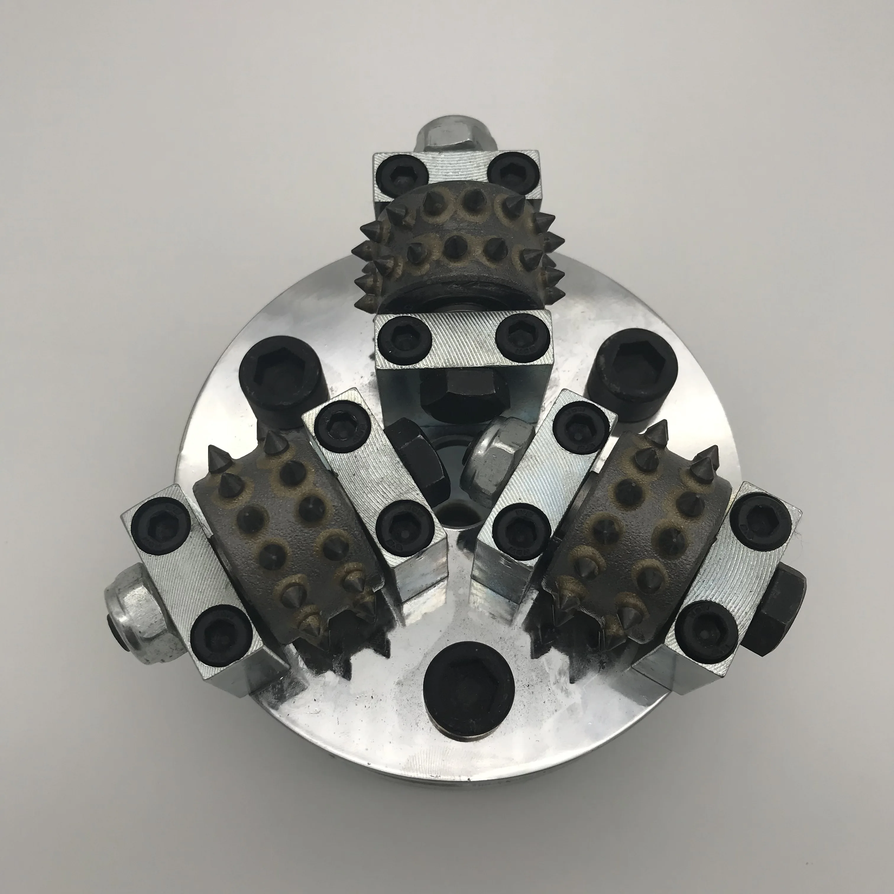 Буш молоток 5 дюймов с 3 роликами 30S бетоноукладчики ручная шлифовальная машина