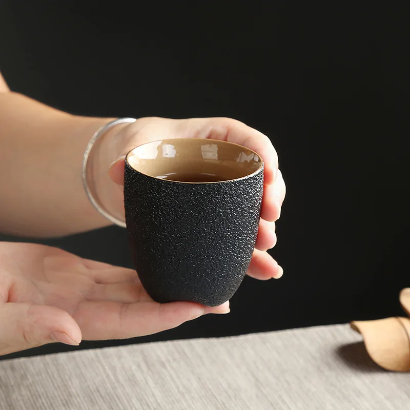 Vajilla de cerámica negra de 150ml, taza de té de porcelana, taza de kung fu chino para el hogar, vaso de agua japonés para el hogar, copa de vino