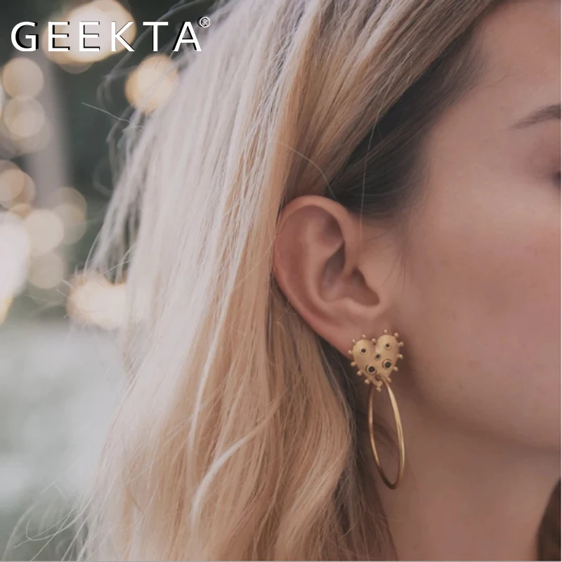 Женские серьги-гвоздики с подвеской в виде сердца | Украшения и аксессуары