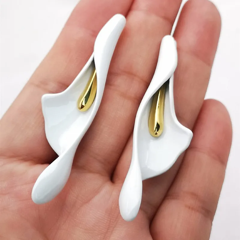 Earrings Женские серьги в виде цветов из белой керамики с крыльями yuk tak, массивные серьги, подарки Brincos Pendientes, модные свадебные ювелирные изделия - Окраска металла: Earrings