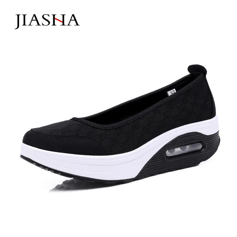 Кроссовки женские на платформе дышащие сетчатые без шнуровки танкетка