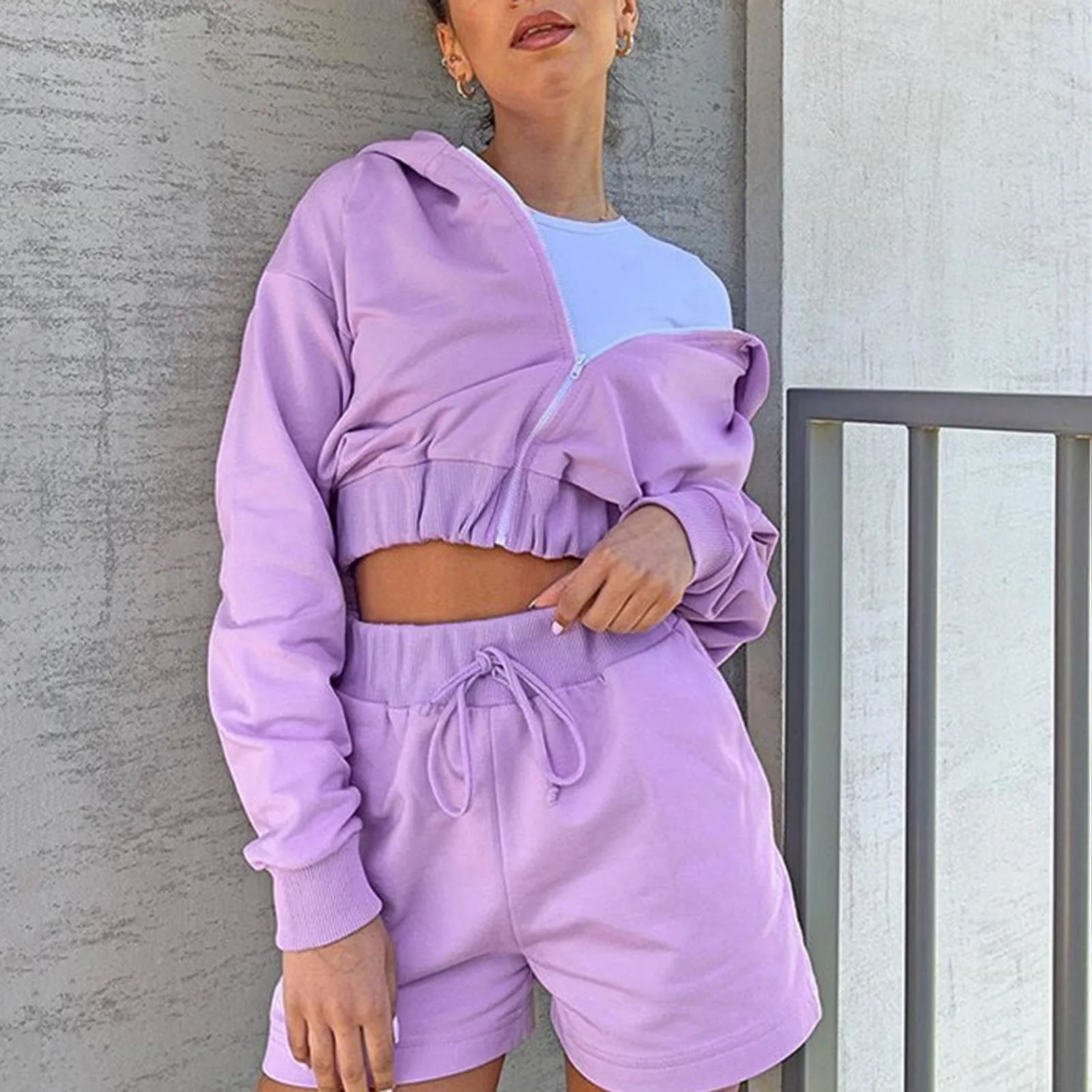 

Women's Solid Two Piece Set Casual Zip Hooded Sweatshirt Crop Top+ Stretch Waist Drawstring Shorts Sets Female Autumn Tracksuit
