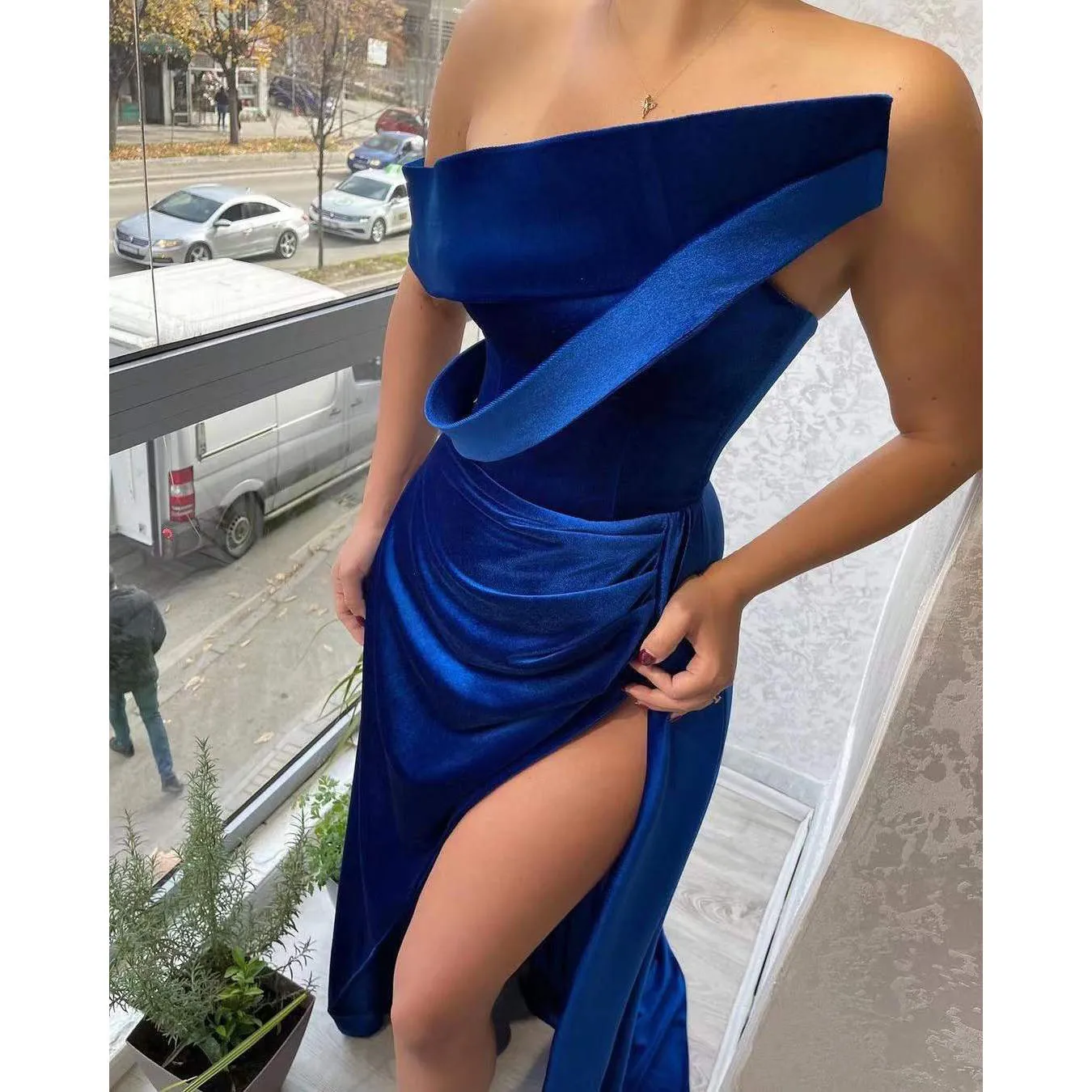 

Blue Evening Dresses For Women Velvet Short Sleeve High Split Sweep Train Mermaid Sexy Party Prom Dress Robes De Soirée