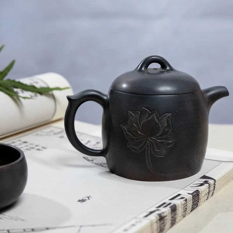 

BOERNA China Nixing Pottery Not Yixing Purple Clay Handmade Teapot 150ml with Carved Kettle Porcelain KungFu Tea Set Drinkware