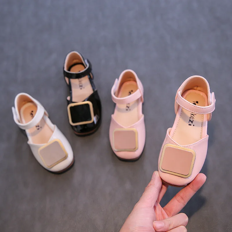 

Girls Sandals Summer New Children's Fashion Square Buckle Princess Shoes Girls Flats Leather Shoes Single Solid Color