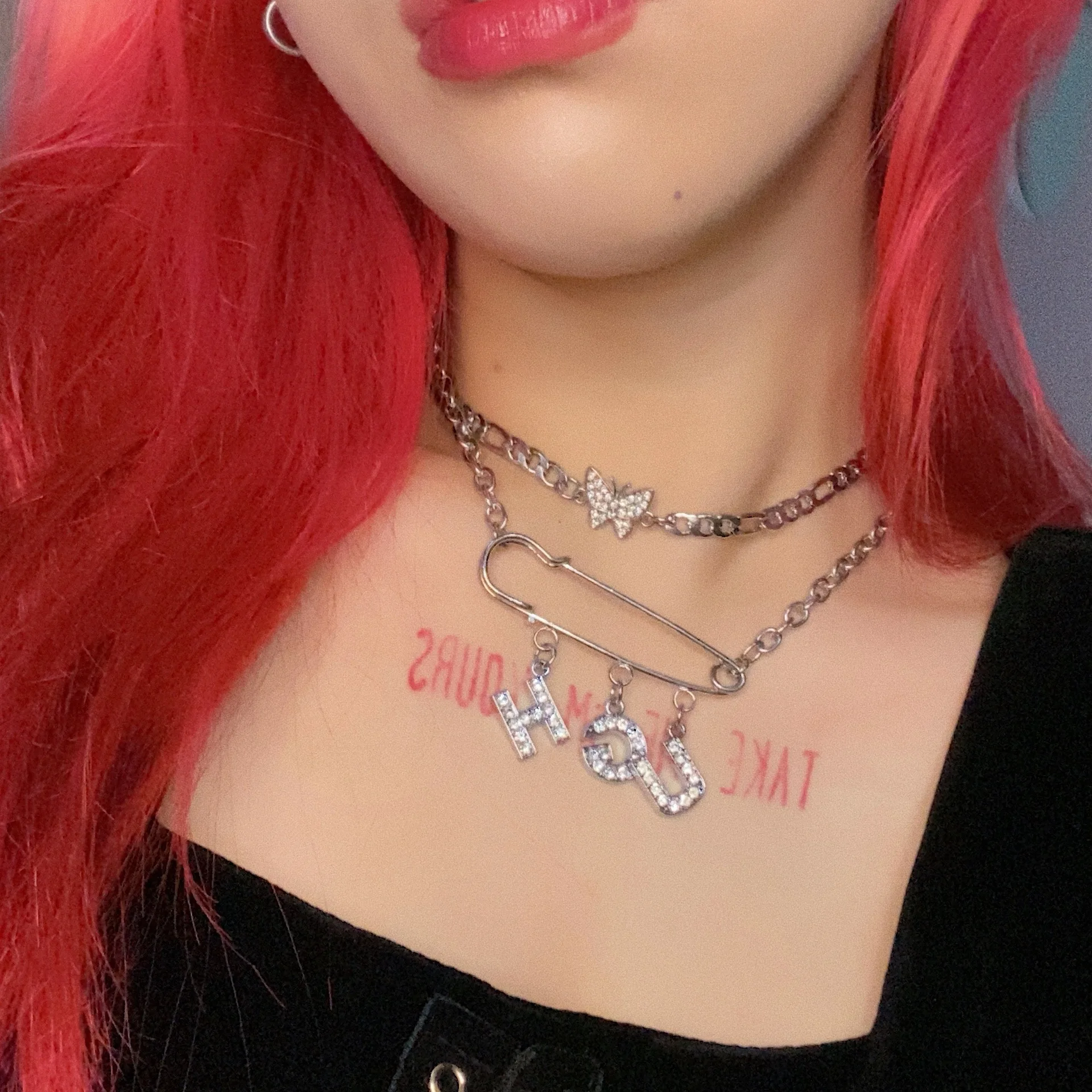 

JIZI European and American Ins overfire butterfly collarbone necklace ornaments