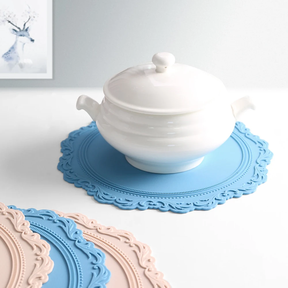 

Silicone Round European Style Embossed Heat Insulation Table Mat Pattern Edge Heightened Pot Mat Lace Decoration Wedding Coaster