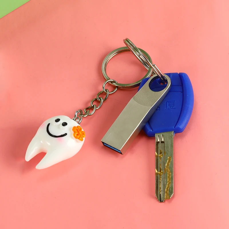 Брелок для ключей с имитацией зубов мультяшное Стоматологическое украшение