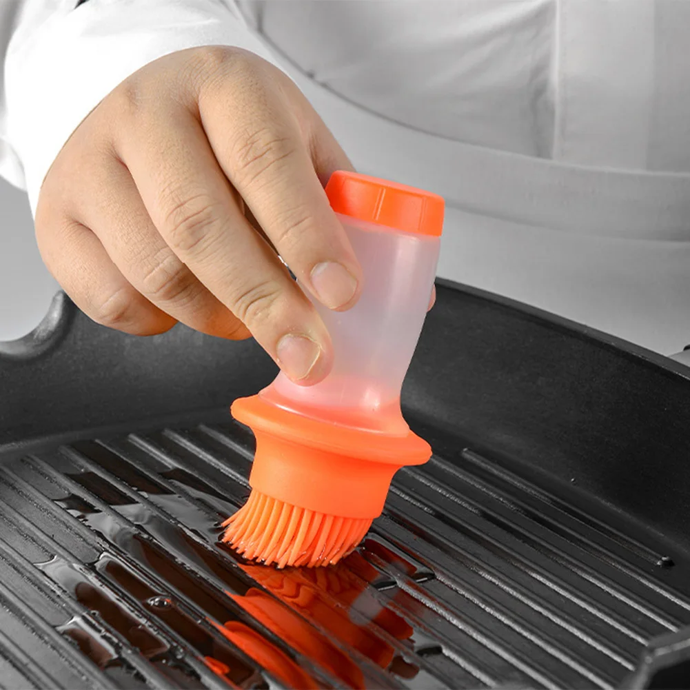

1 Pcs Portable Silicone Oil Bottle with Brush Grill Oil Brushes Liquid Oil Pastry Kitchen Baking BBQ Tool Kitchen Tools for BBQ