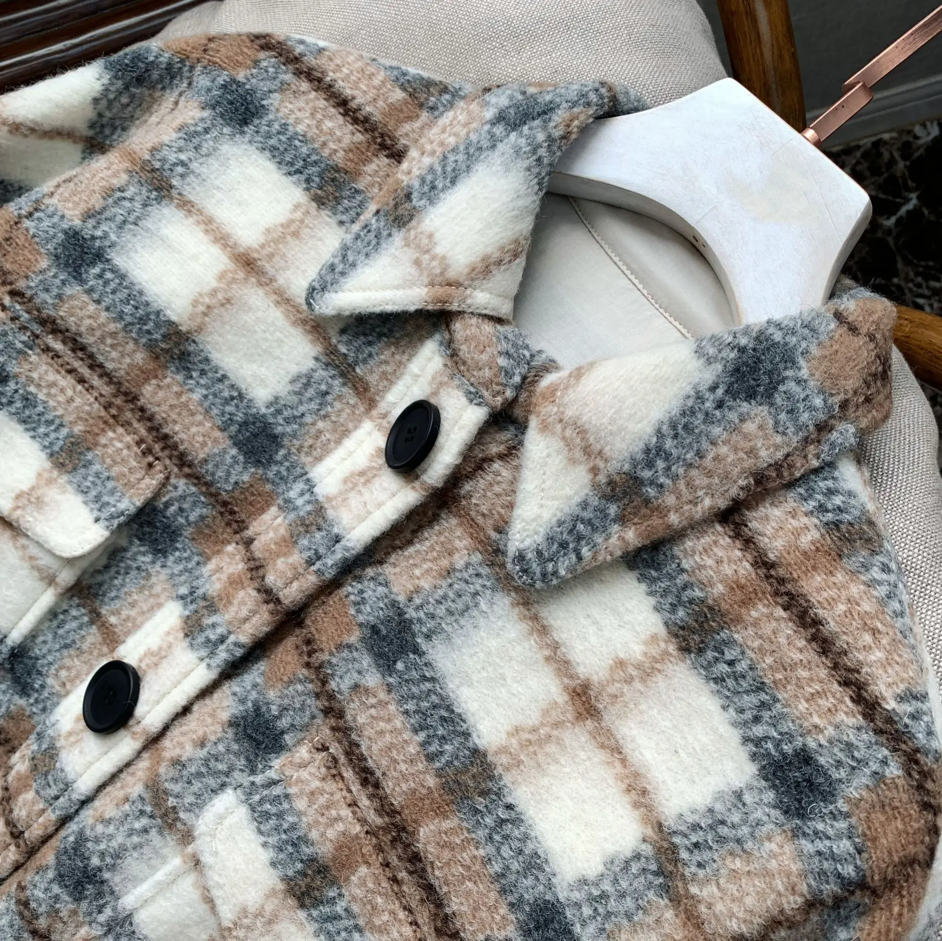 

Korean Vintage Warm Plaid Autumn Jacket Cashmere Clothes Winter Trench Coat Female Single Breasted Long Wool Coats Women Tops