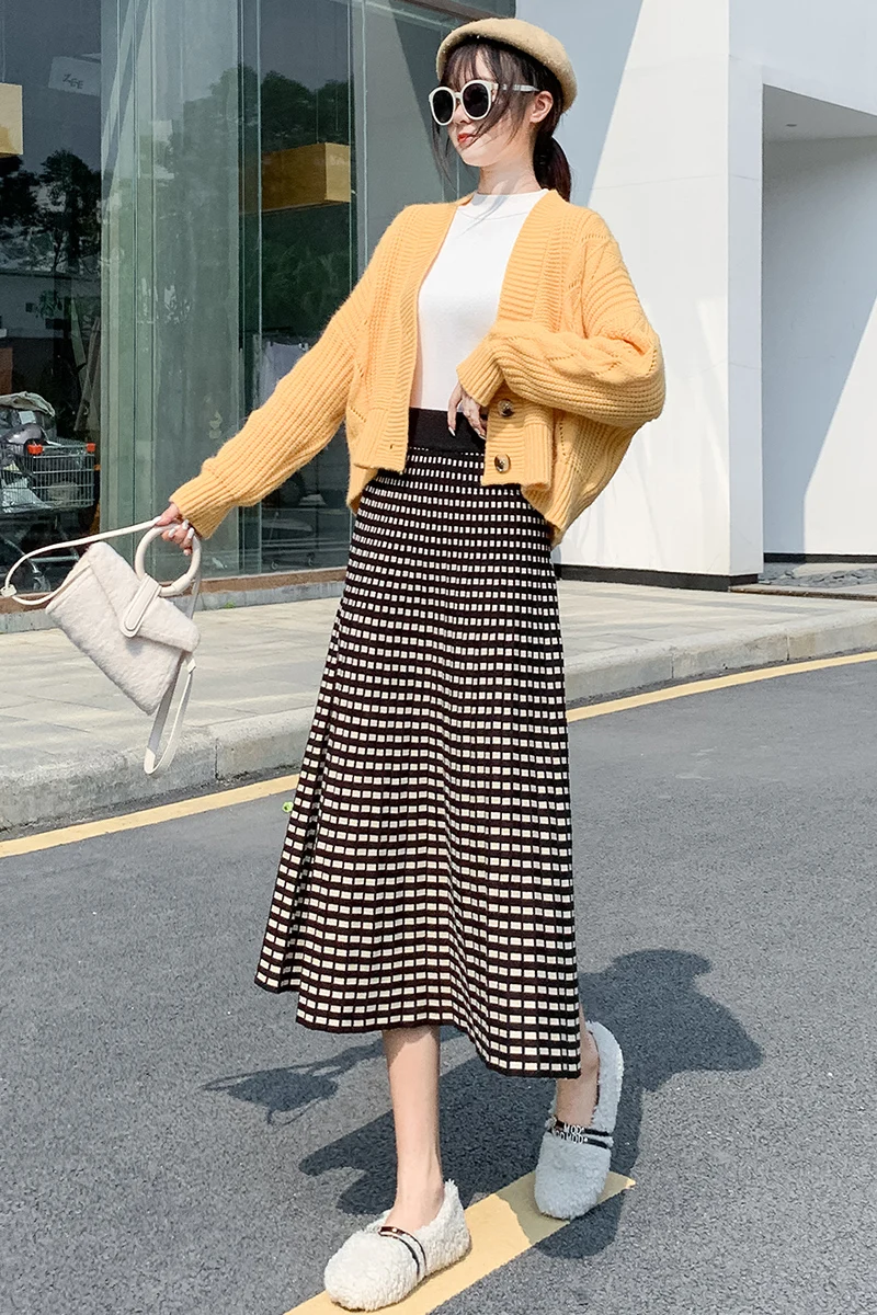 

Retro Fashion Plaid Women Sweater Skirts 2021 Autumn Winter Loose A-Line Ladies Skirts High Waist Brand Clothes One Size Skirt