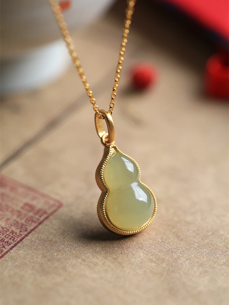 

Xiaoyinjiang Original Chinese Style Sterling Silver Ancient Gold Hetian Jade Gourd Enamel Pendant Retro Collarbone Necklace for