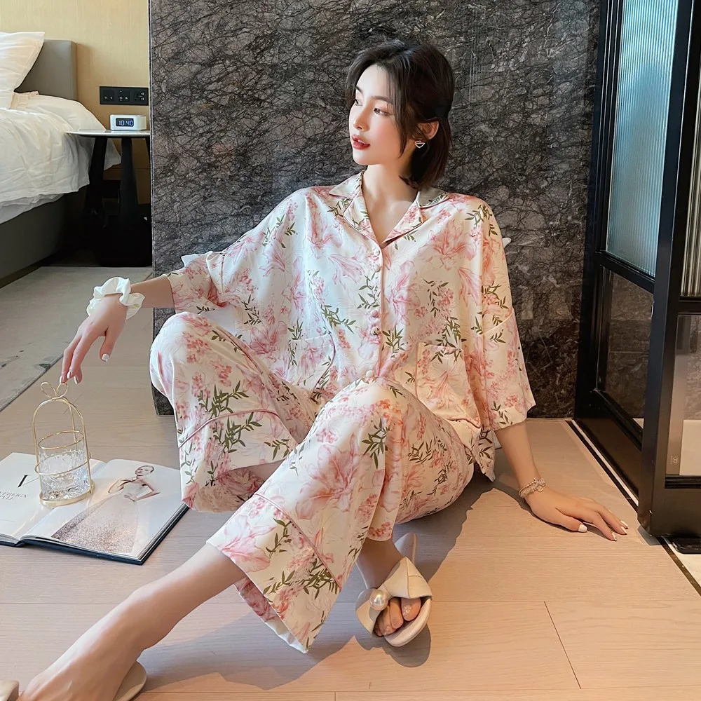 

Women's printed pajamas two-piece silk pajamas for women