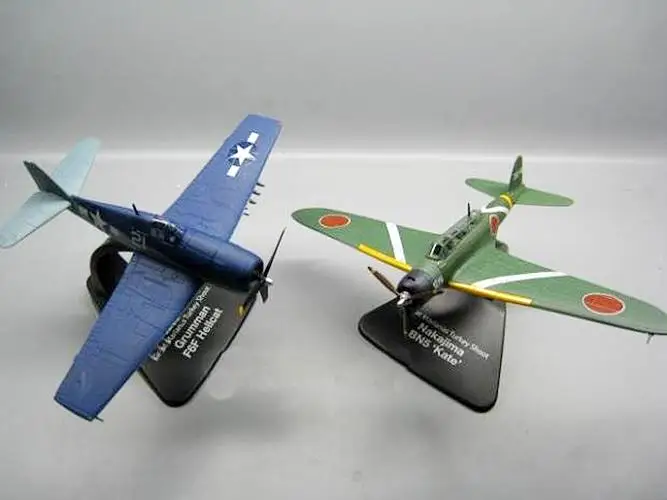 Япония NAKAJIMA BN5 KATE VS USA GRUMMAN F6F HELLCAT 1/72 модель самолета| |