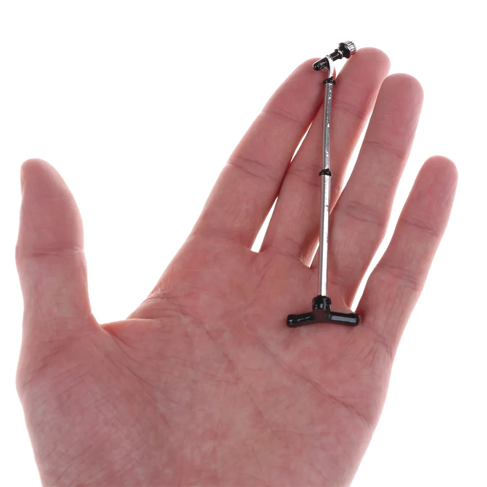 

Cute Mini Metal Microphone Model 1:12 Doll House Dollhouse Miniature Furniture Accessories 2019 Newest Sale