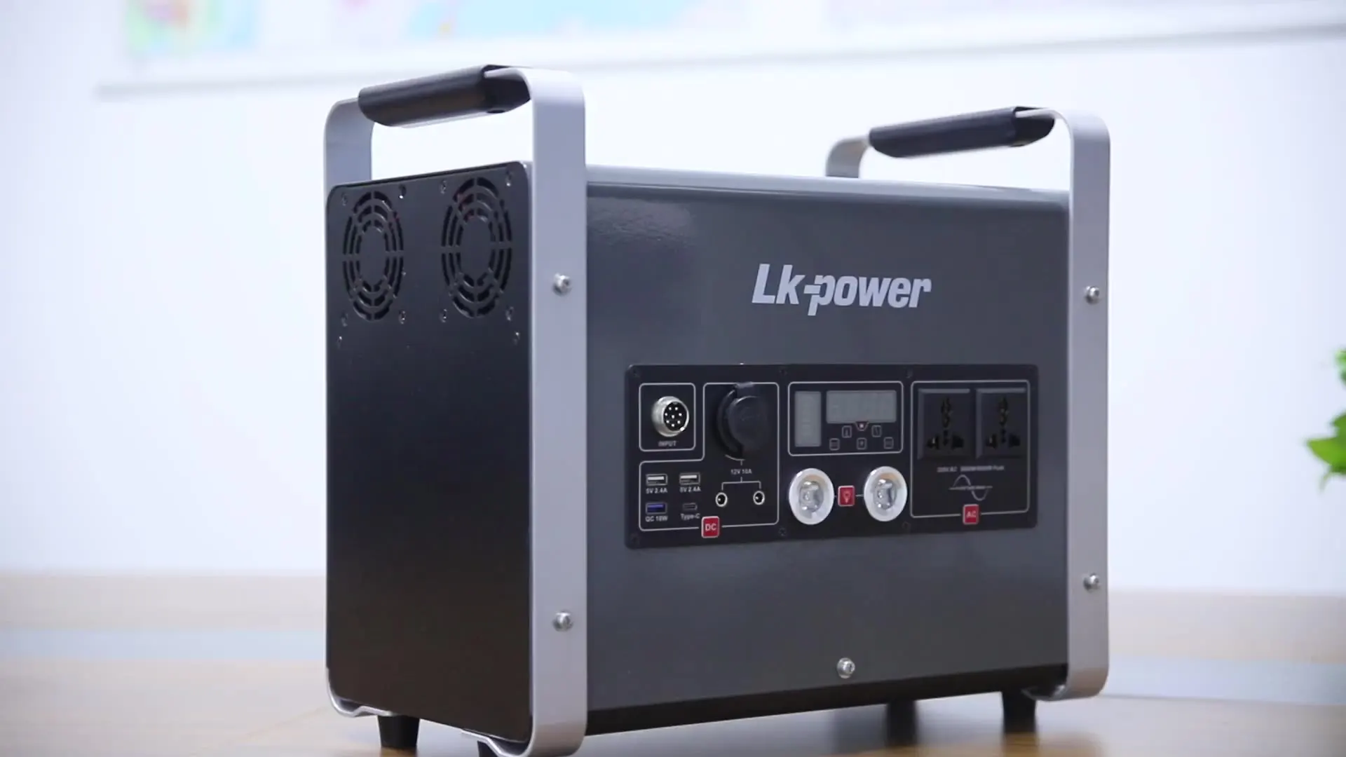 

Lithium ion Battery 3000W 220V Portable Solar Power Generator